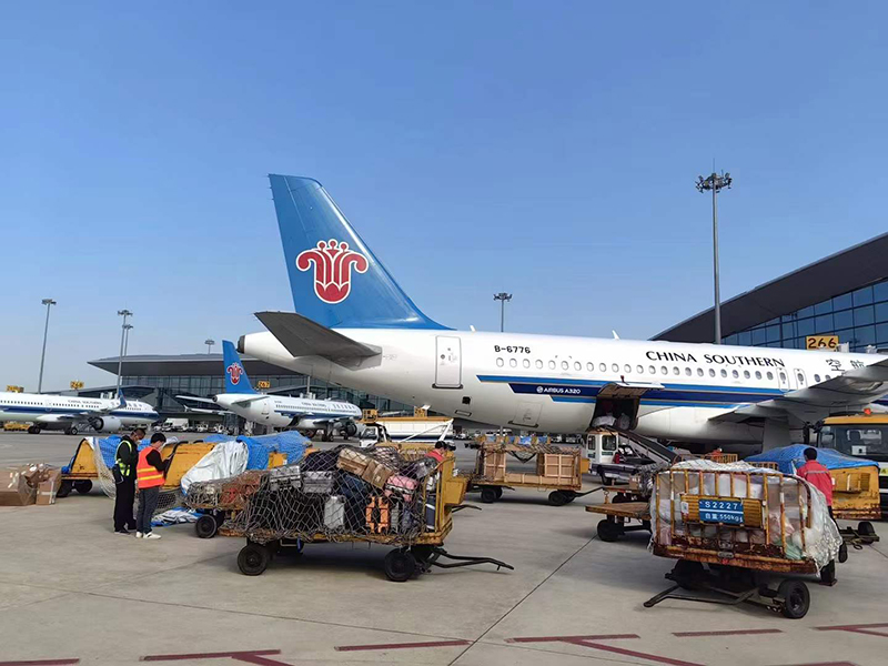 佛山到和田空运公司-航空